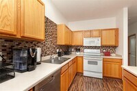 1012 NE Kamies Ln - 6