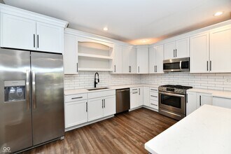 8555 One W Dr in Indianapolis, IN - Building Photo - Building Photo