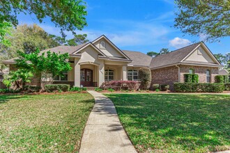 9007 Rushing River Way in Niceville, FL - Foto de edificio - Building Photo