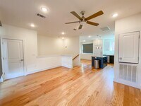 2401 Crawford St photo'