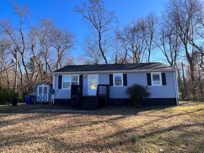 20507 Hickory Ct in South Chesterfield, VA - Building Photo - Building Photo