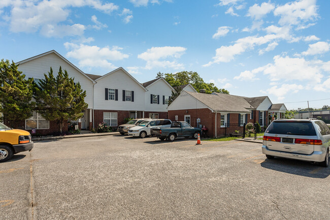 253 Old Nashville Hwy in La Vergne, TN - Building Photo - Building Photo