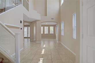 1812 Relate in Las Vegas, NV - Building Photo - Building Photo