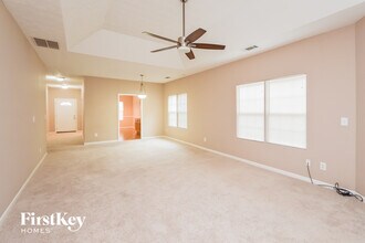 124 Astilbe Meadow Dr in Locust Grove, GA - Building Photo - Building Photo