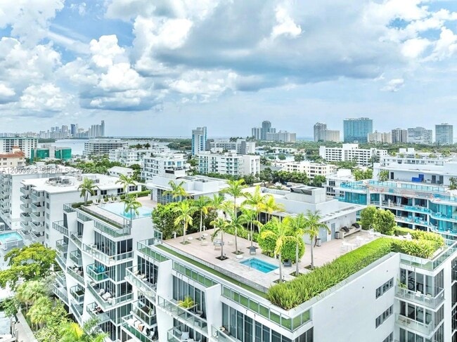 property at 9940 W Bay Harbor Dr