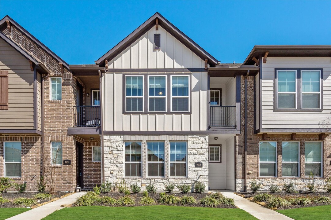 9406 Caddo Ridge Ln in Houston, TX - Foto de edificio