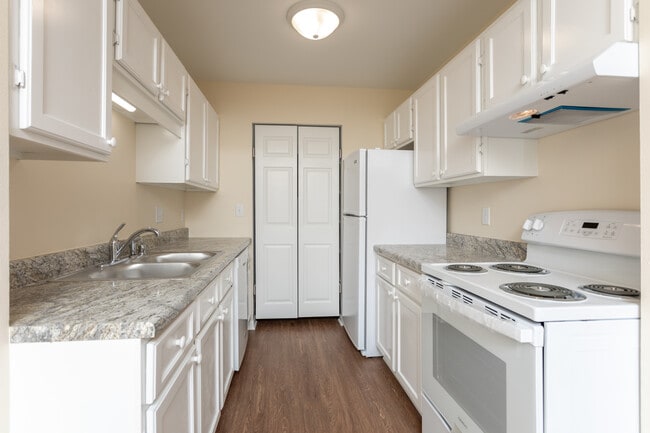 Creekside Apartments LLC
