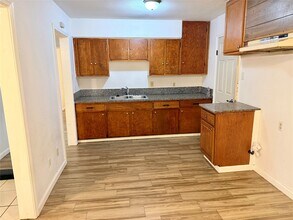 10618 Leitrim Way in Houston, TX - Building Photo - Building Photo