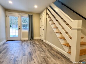 133 Boston Post Rd in Old Lyme, CT - Building Photo - Building Photo