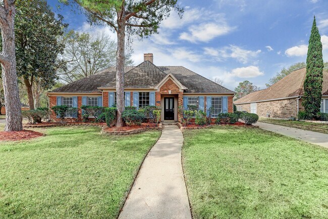 property at 7403 Manor Bridge Ct