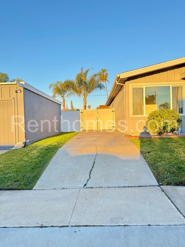 5034 Baxter St in San Diego, CA - Building Photo - Building Photo