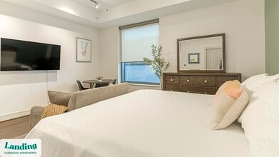 777 Preston St, Unit 14I in Houston, TX - Building Photo - Building Photo