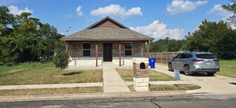 2808 S 8th St in Waco, TX - Building Photo