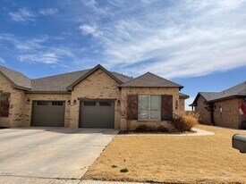 2007 102nd St in Lubbock, TX - Building Photo