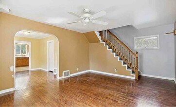 823 Maryland Ave in Lansing, MI - Building Photo - Building Photo