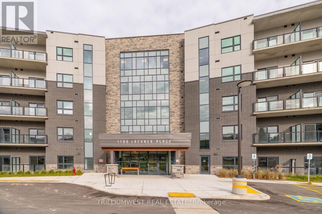 1100 Lackner Pl in Kitchener, ON - Building Photo