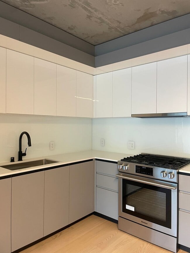 960 Market St in San Francisco, CA - Foto de edificio - Building Photo