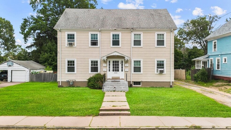 19 Moore St, Unit 236 in Manchester, CT - Building Photo