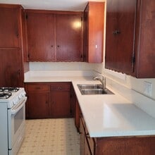 935 Freeman Ave, Unit C in Long Beach, CA - Building Photo - Building Photo