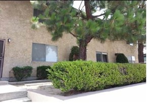 25120 Western Ave in Harbor City, CA - Building Photo
