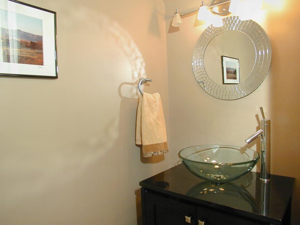 1 Talcott Forest Rd, Unit M Talcott Forest in Farmington, CT - Building Photo