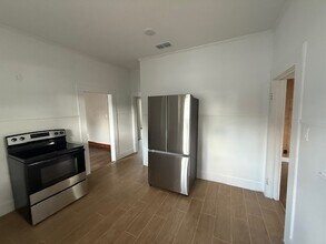 631 Dallas St in Jacksonville, TX - Building Photo - Building Photo
