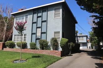 5029 Cartwright Ave in North Hollywood, CA - Building Photo - Other