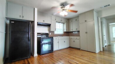 13805 Maye Pl in Austin, TX - Building Photo - Building Photo