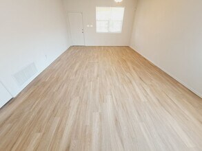 741 Rain Lily Rd SW in Los Lunas, NM - Building Photo - Building Photo