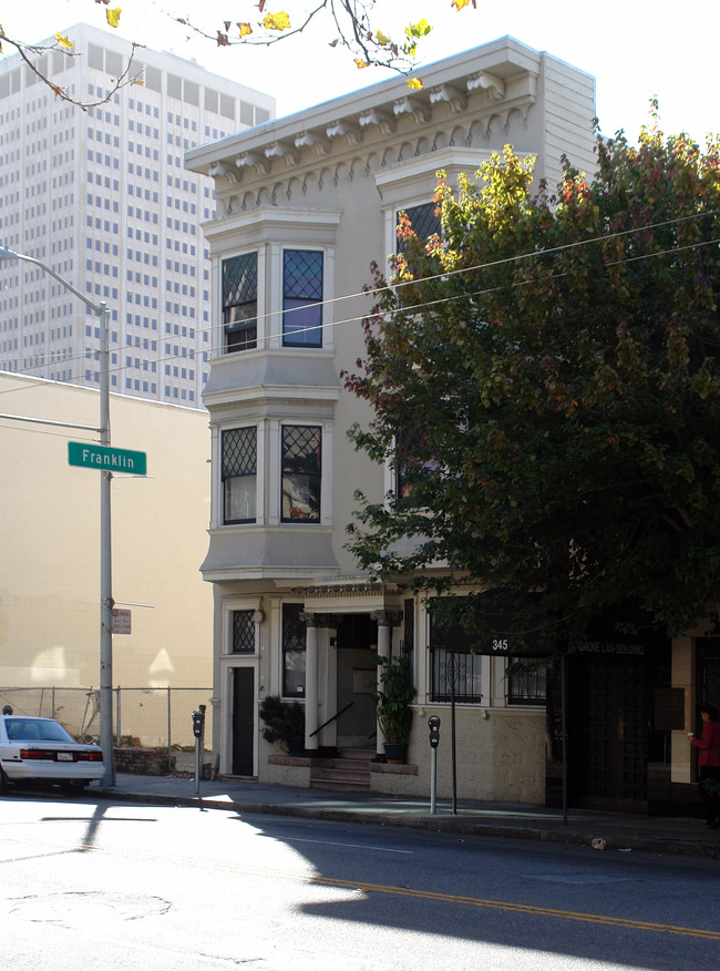 335 Grove St in San Francisco, CA - Building Photo - Building Photo