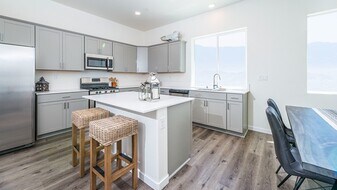 Summit Ridge Townhomes in Reno, NV - Building Photo