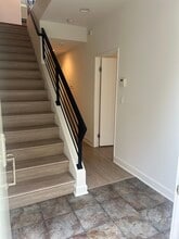 14907 Moorpark St in Sherman Oaks, CA - Building Photo - Building Photo