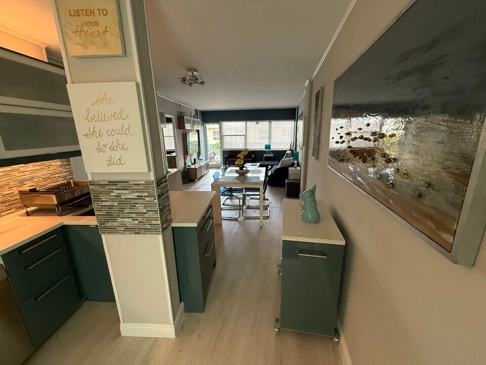 3250 NE 28th St, Unit LeCercle By The Beach#212 in Fort Lauderdale, FL - Building Photo
