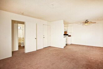 Elan Vista Alta in Vista, CA - Building Photo - Building Photo