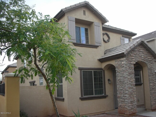 146 E Catclaw St in Gilbert, AZ - Building Photo - Building Photo