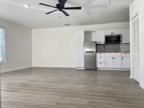 224 Yorkshire Ln in Wilmington, NC - Building Photo - Building Photo