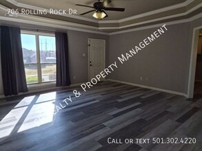 706 Rolling Rock Dr in Austin, AR - Building Photo - Building Photo