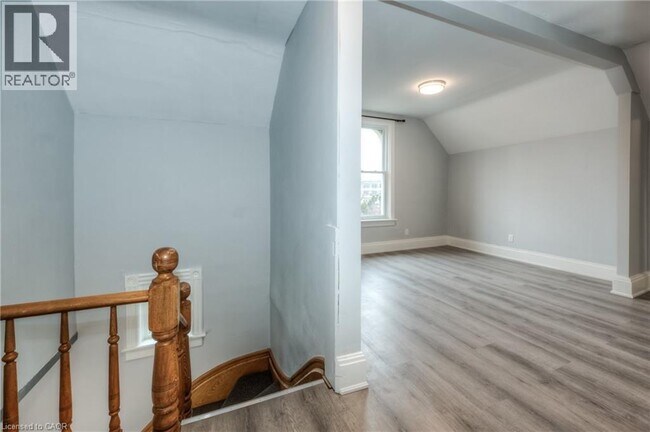 313 Wellington St N in Kitchener, ON - Building Photo - Building Photo