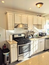 24 Davis Ave in Mt Ephraim, NJ - Foto de edificio - Building Photo