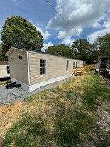 3000 US-11 in Athens, TN - Building Photo