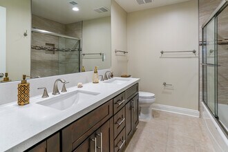 7522 Fountain Ave, Unit 7522 in West Hollywood, CA - Building Photo - Building Photo