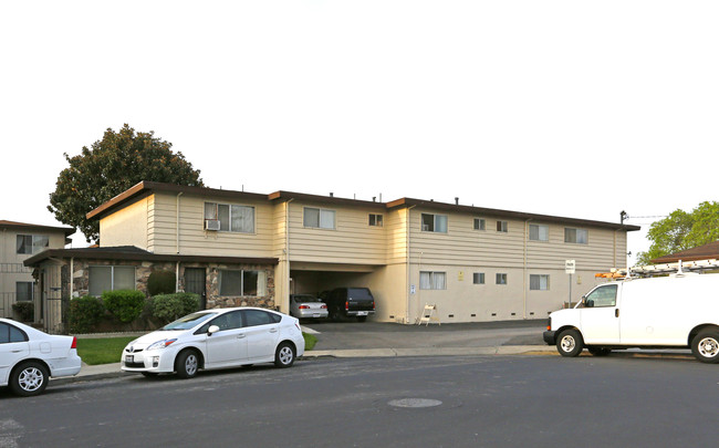 3322 Clair Ct in Santa Clara, CA - Foto de edificio - Building Photo