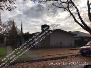 334 Johnson St in Modesto, CA - Building Photo