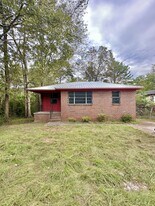 5301 Main St in Brighton, AL - Building Photo