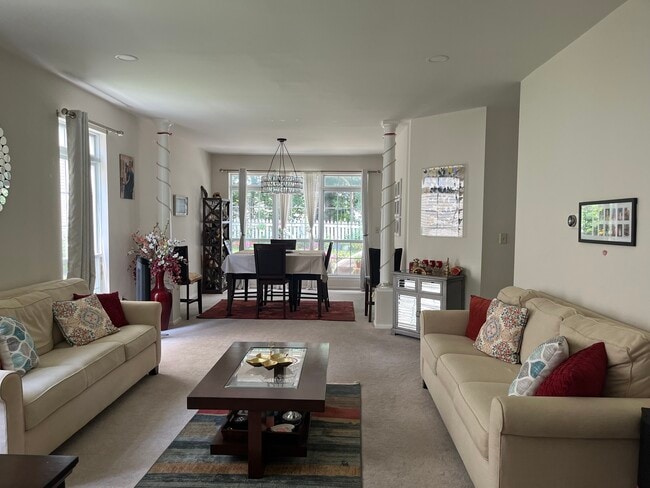 113 Marion Dr