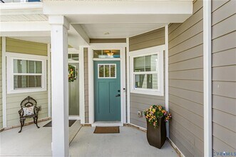 9073 Spring Green Loop in Mechanicsville, VA - Building Photo - Building Photo