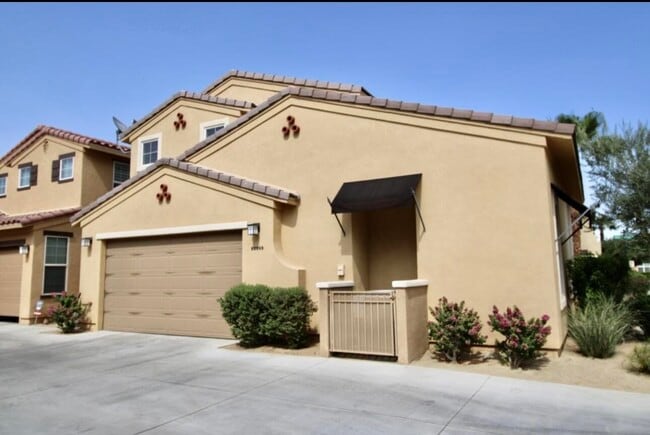 52065 Graythorn Way in La Quinta, CA - Building Photo - Building Photo