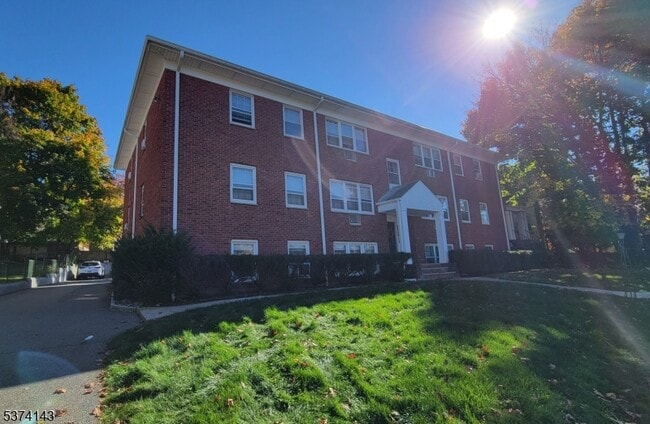 property at 138 Roseland Ave