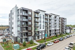 Edgemont Flats in Edmonton, AB - Building Photo