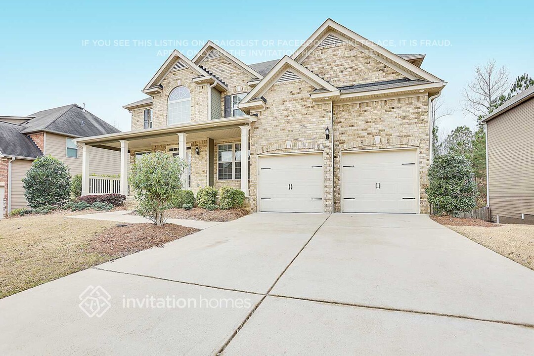 170 Echols Way in Acworth, GA - Foto de edificio